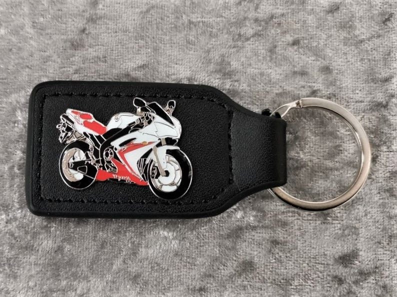 YZF R1 badged keyring (1035)