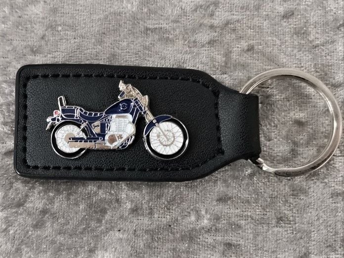 LS650 SAVAGE badged keyring (0154)