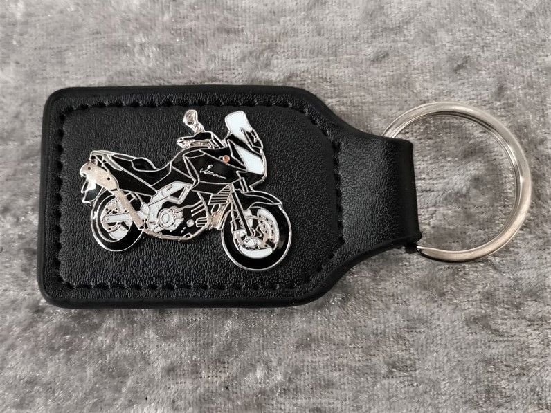 V STROM 650 badged keyring (0962)