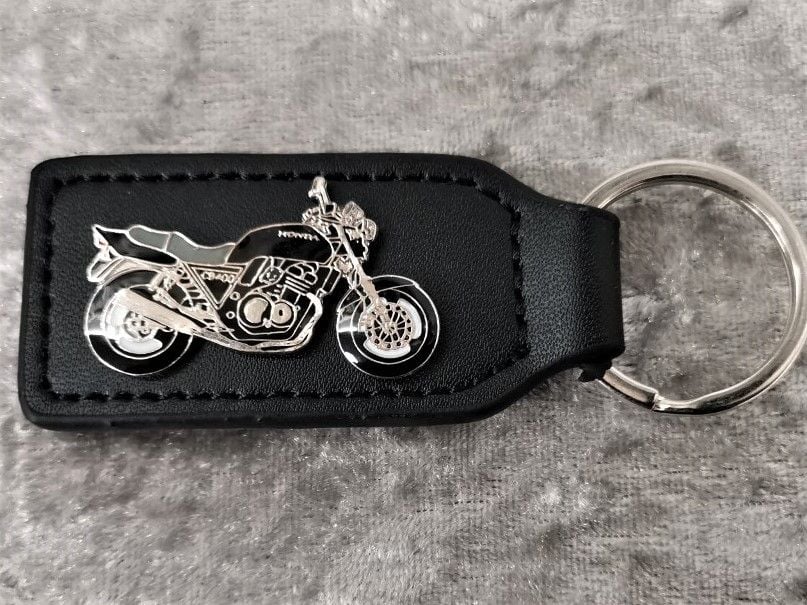 CB400 SUPER FOUR badged keyring (0407)