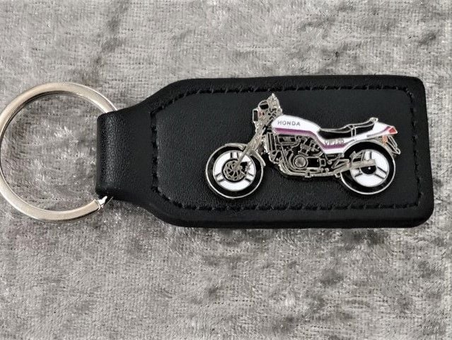 VF750S badged keyring (0540)