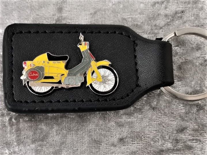 CUBRA badged keyring (0620)