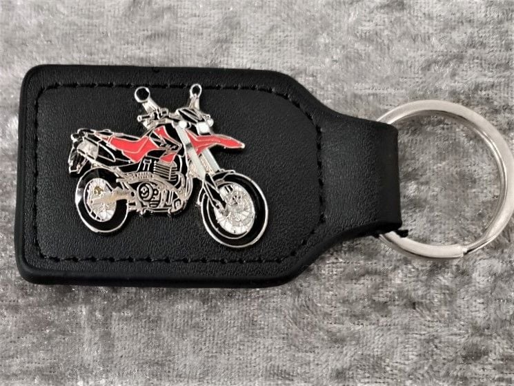 FMX badged keyring (1025)