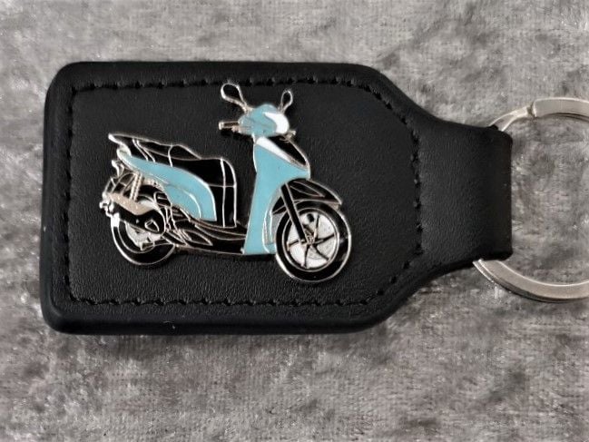 SH300i badged keyring (1071)