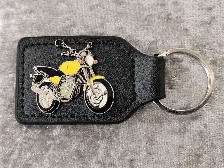 As MZ 125RT badged keyring (0837)