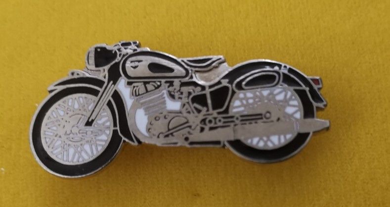 NSU250 lapel pin badge (0215)