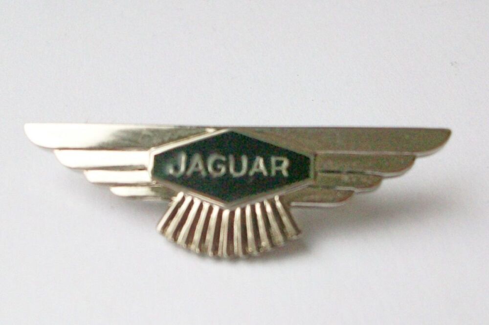 Jaguar lapel pin badge