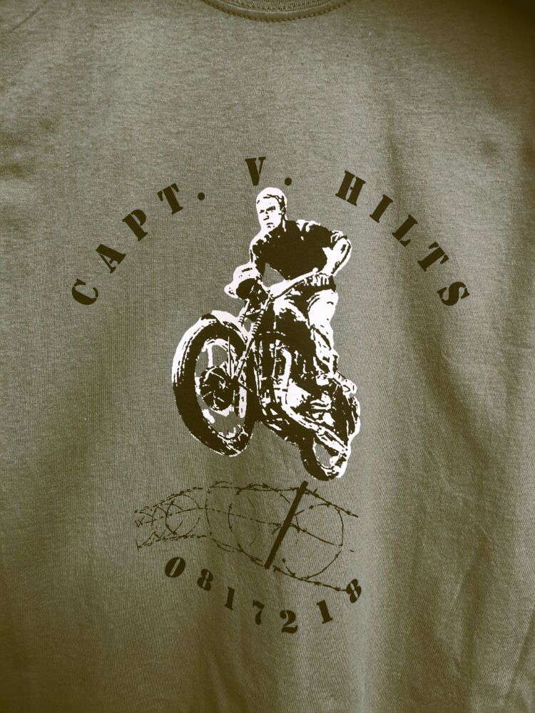 Capt Hilts Tee Shirt, size XXX large, 54" chest