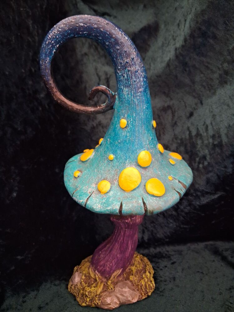 Foolish Fizzy Whizz Faery Village Toadstool
