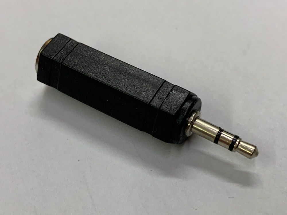6.35 to 3.5mm Key adapter (Use with either Paddle. Straight key, or headphones)