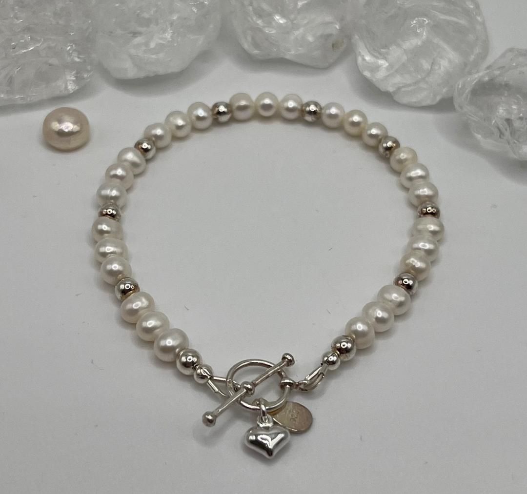 Pearl Bobble Bracelet