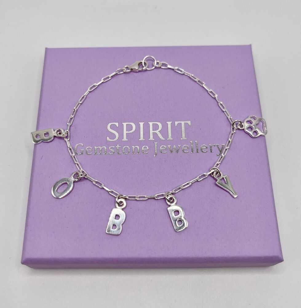 Name charm bracelet 