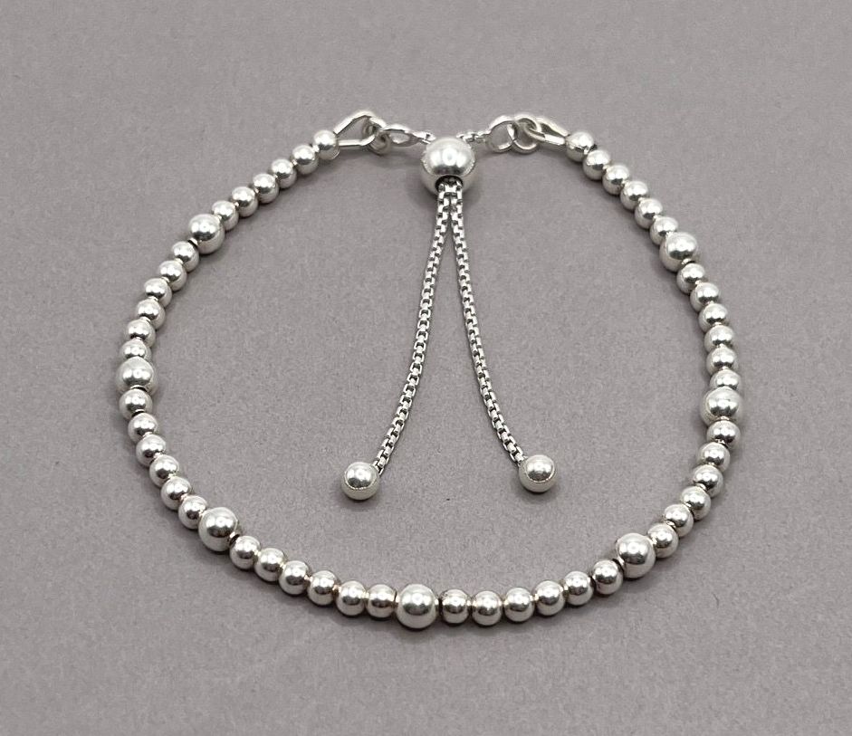 Simply silver Slider bracelet.