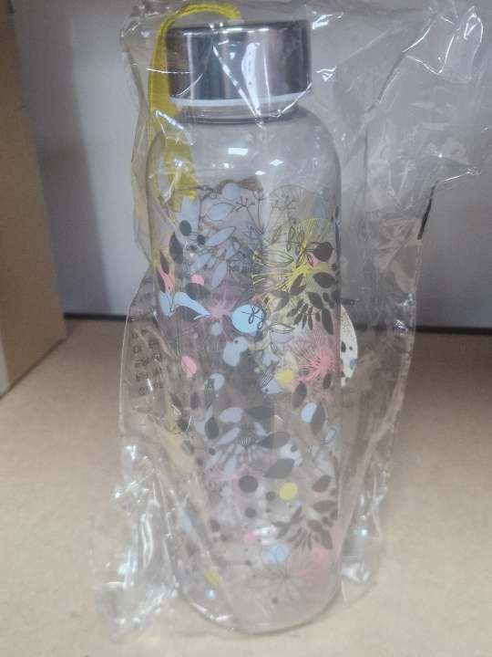 Flowers water bottle