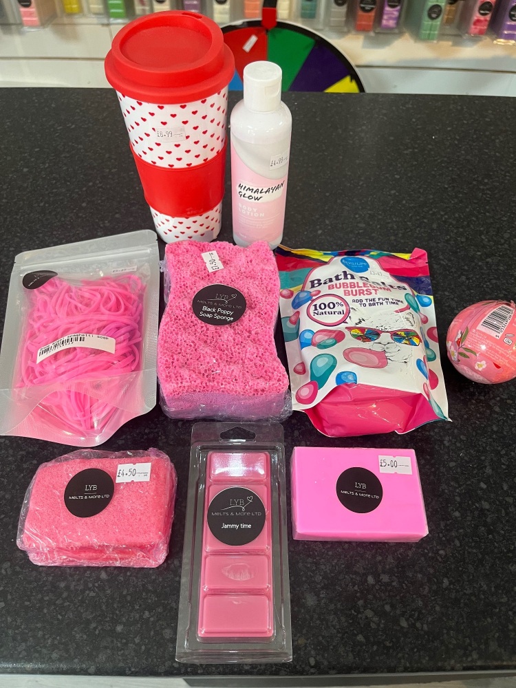 Bath/shower mystery box worth over £40