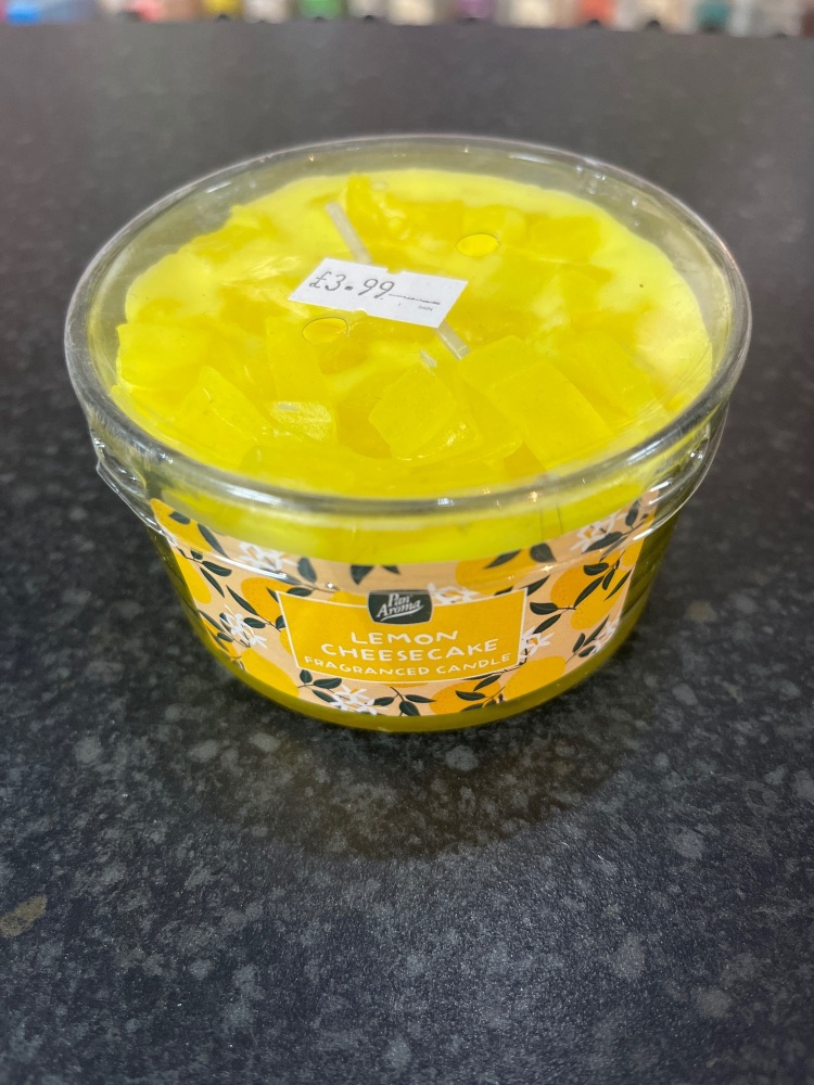 Lemon cheesecake candle 28hour burn time