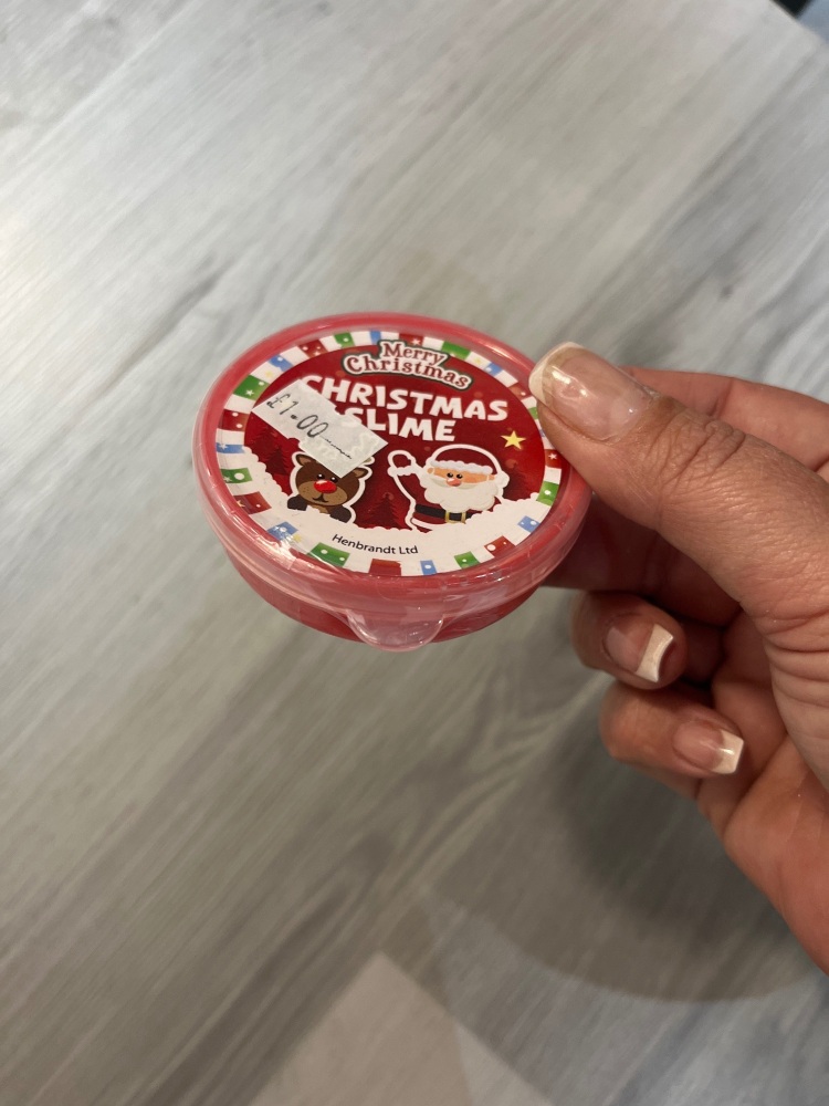 Red Xmas slime