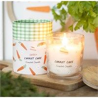 Carrot cake candle