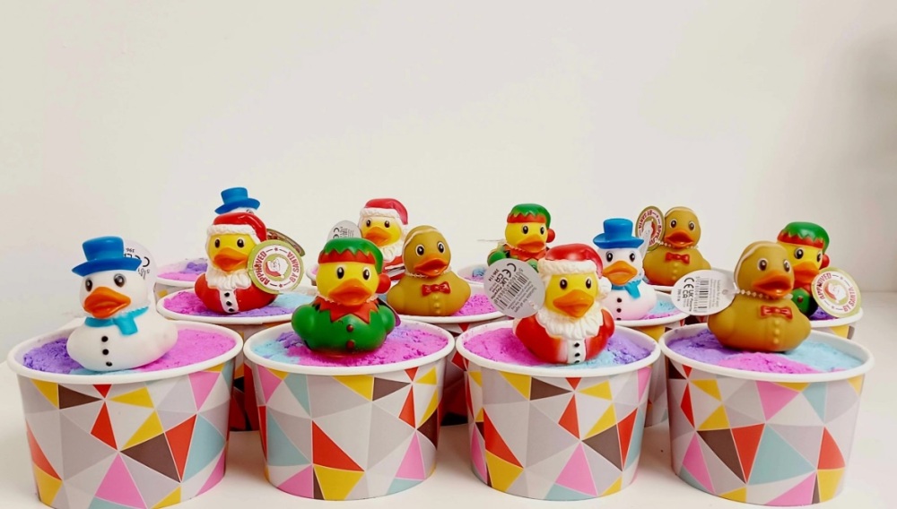 Christmas /halloween ducky cup bathbomb