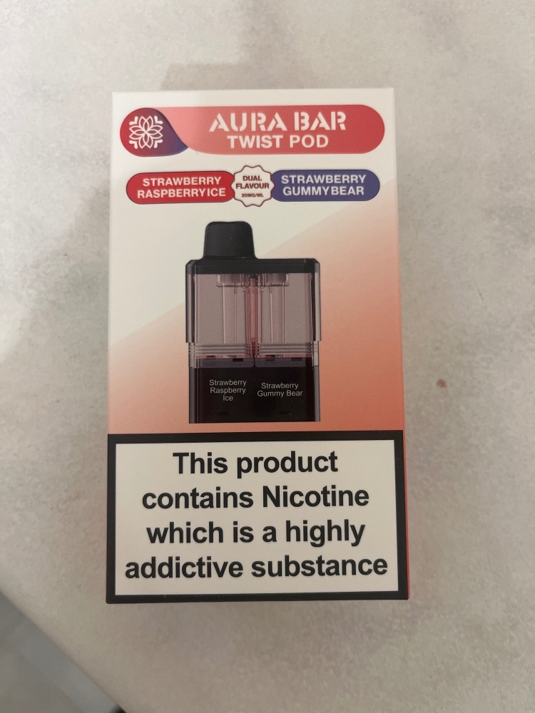 Crystal prime aura bar twist 40k pod ( strawberry raspberry ice/strawberry gummy bear)