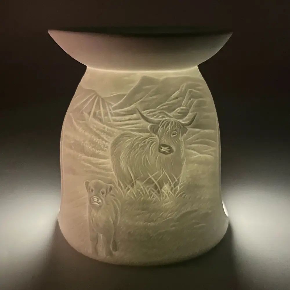 Highland cow porcelain tealight burner