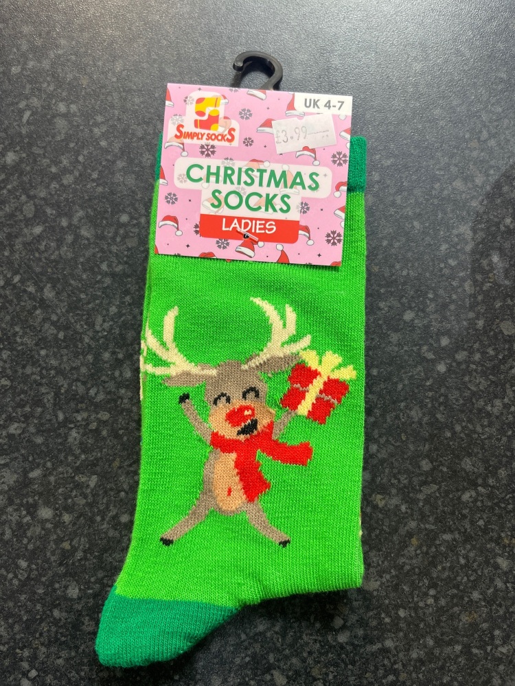 Ladies Xmas socks green with reindeer size 4-7
