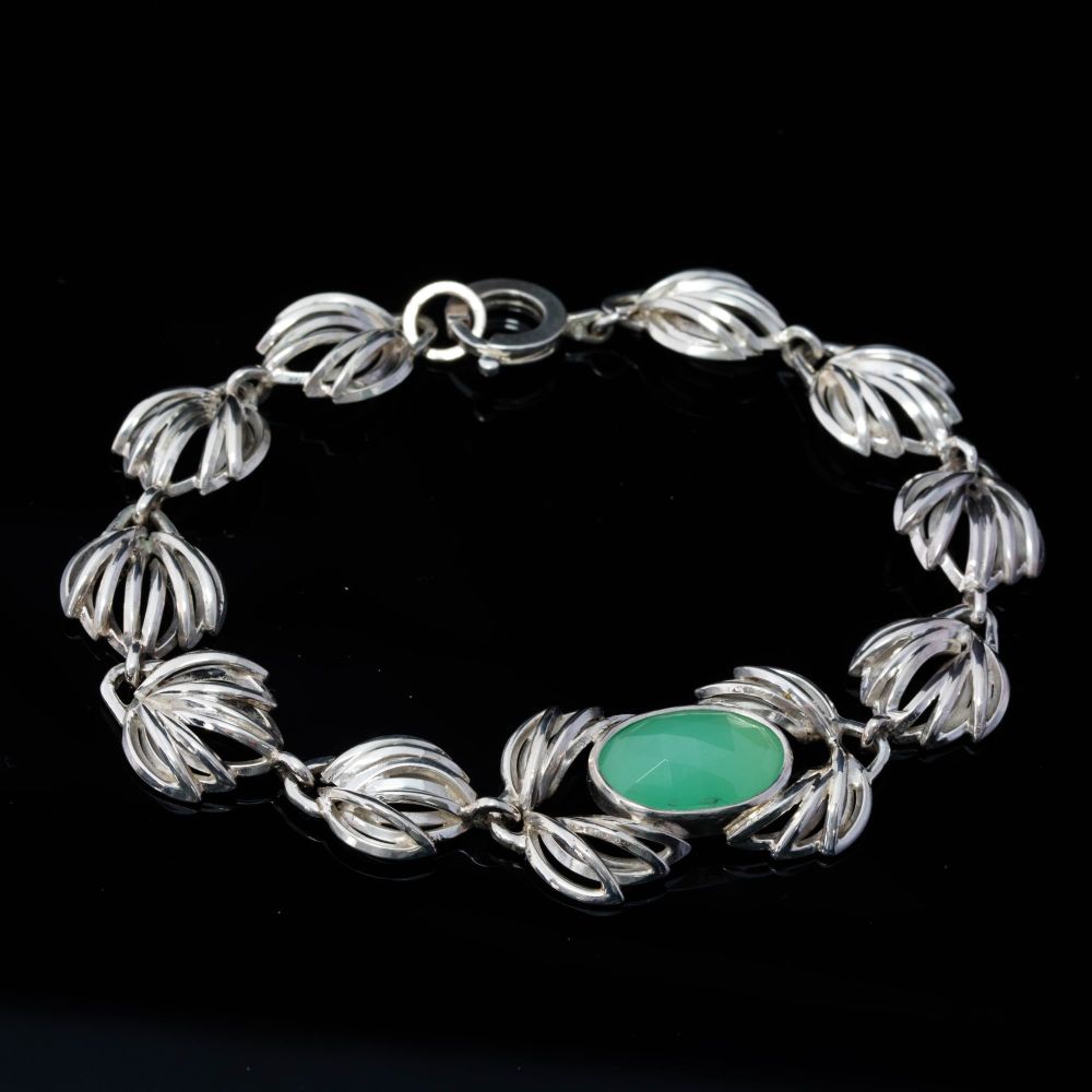 Silver on sale jade bracelet