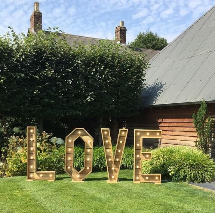 Love with Letters - Rustic Love (7)