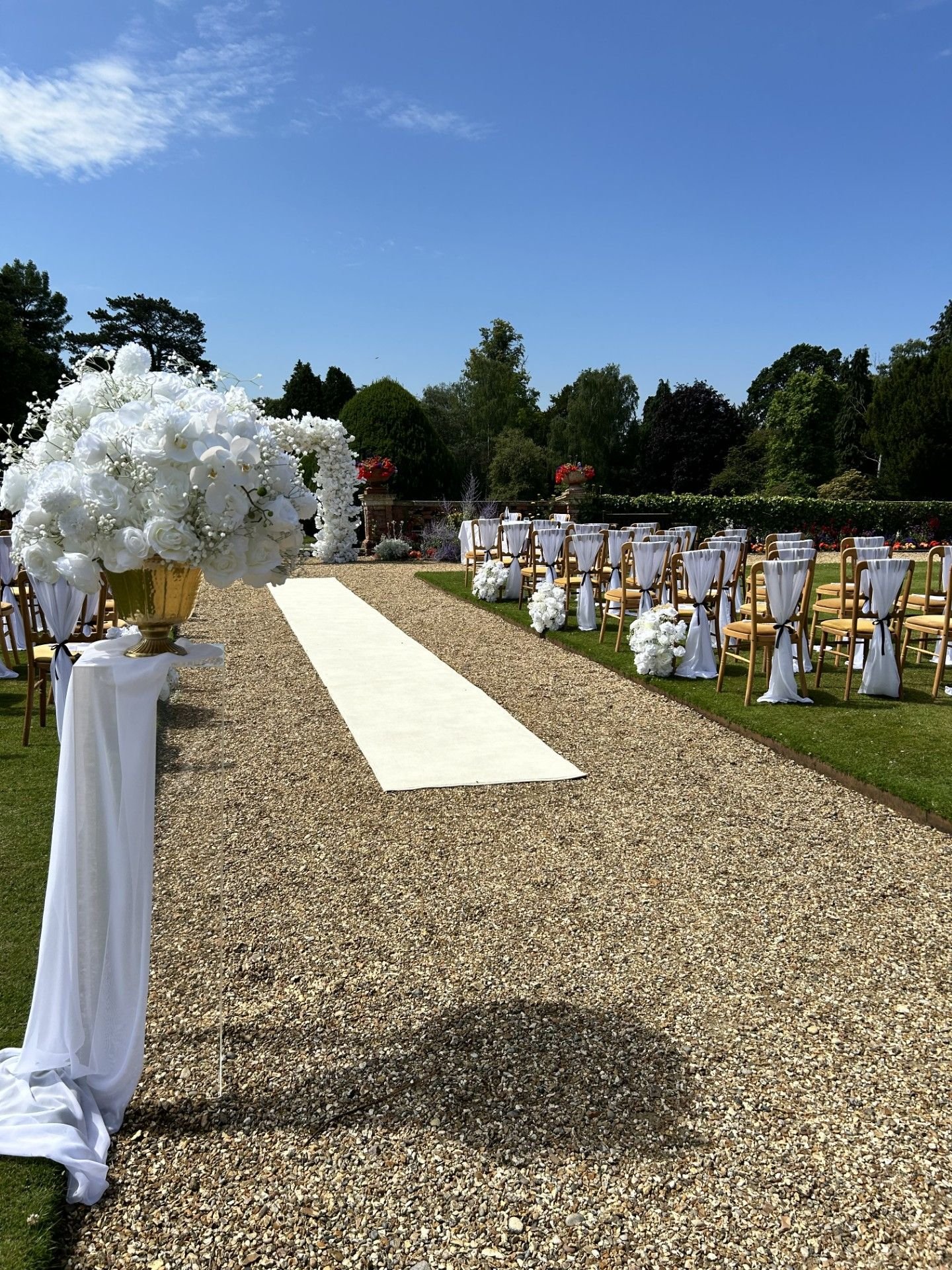 white pew end