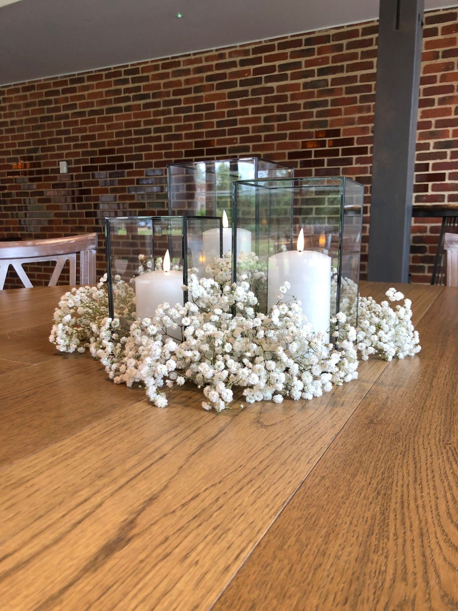 gyp centrepiece