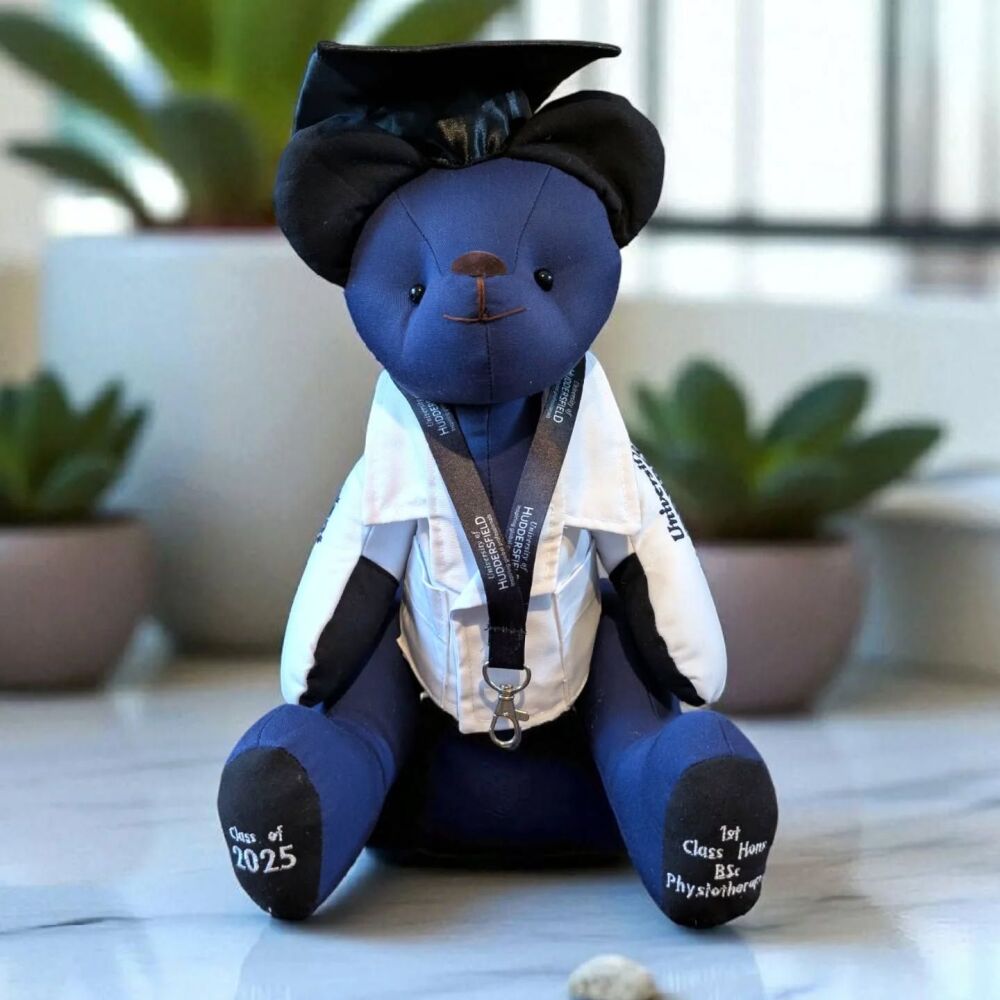 Signature Bear (Graduation)