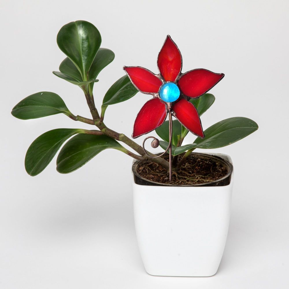 Red Flower Plant Pot Ornament 