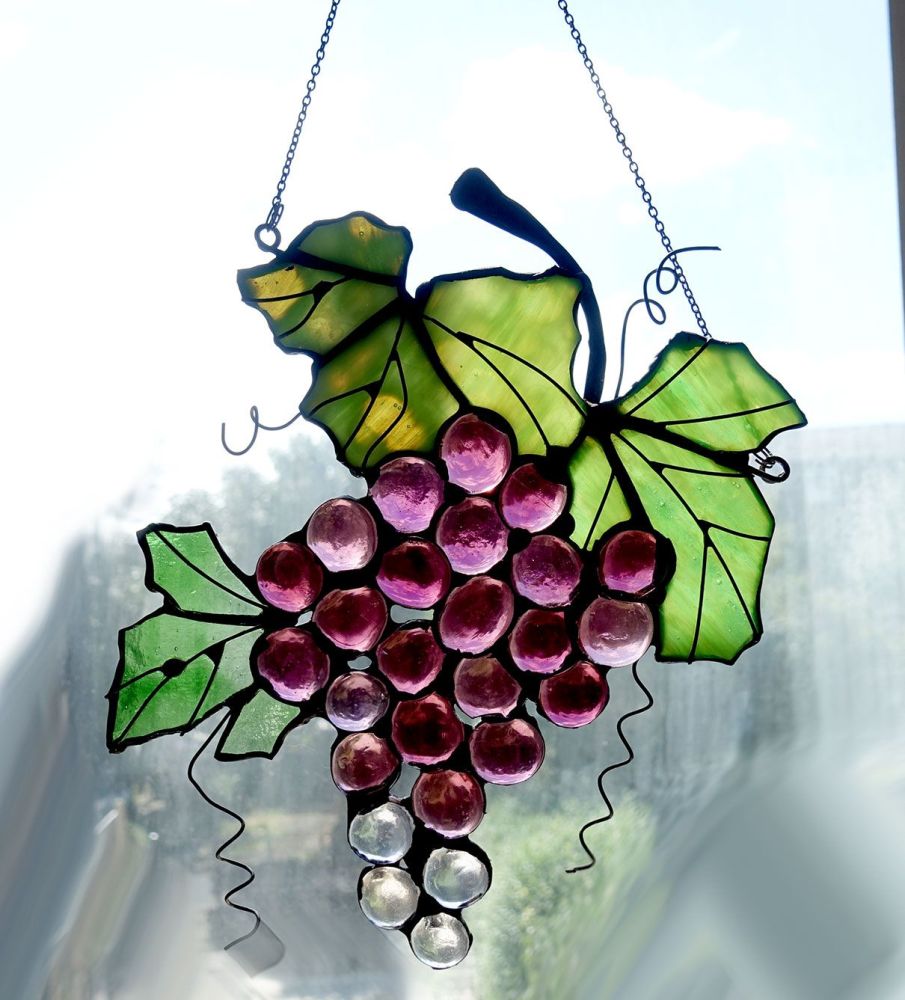 grapes_suncatcher_stainedglass4