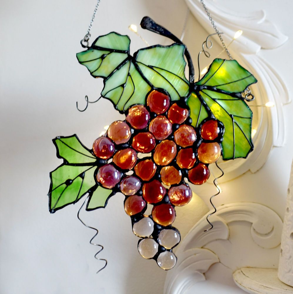 grapes_suncatcher_stainedglass2