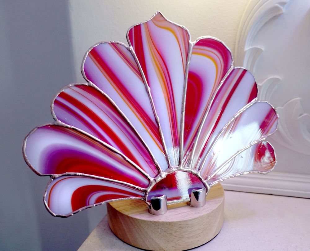 StrawberriesCream-Fan-Lamp6