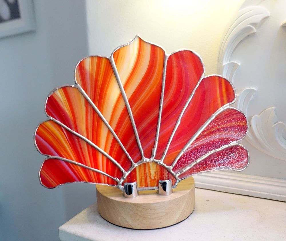 Orange-flame-fan-lamp