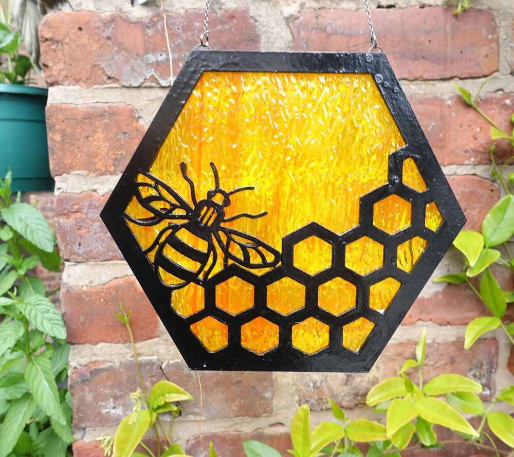 Bee-Hexagonal-Suncatcher