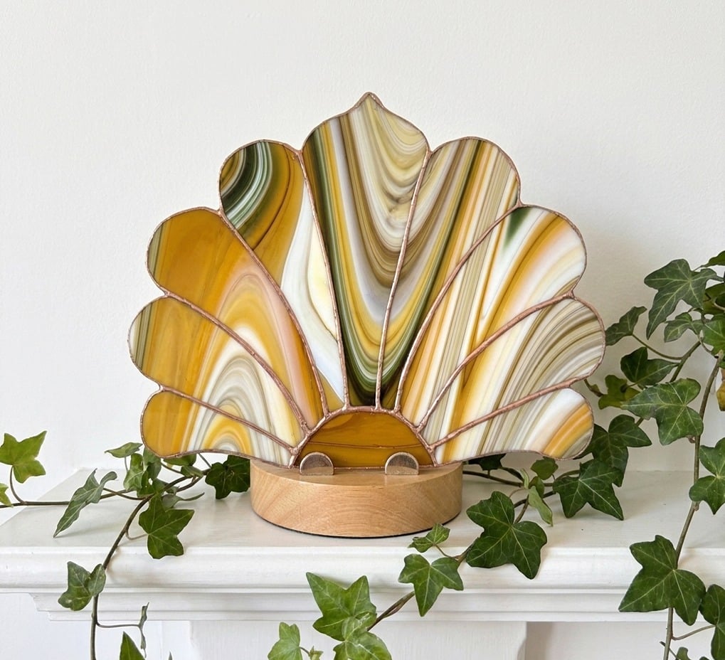 baclava stained glass fan lamp 8