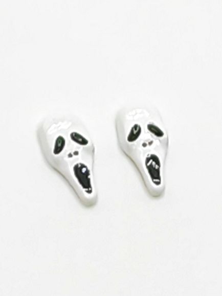 Scream masks