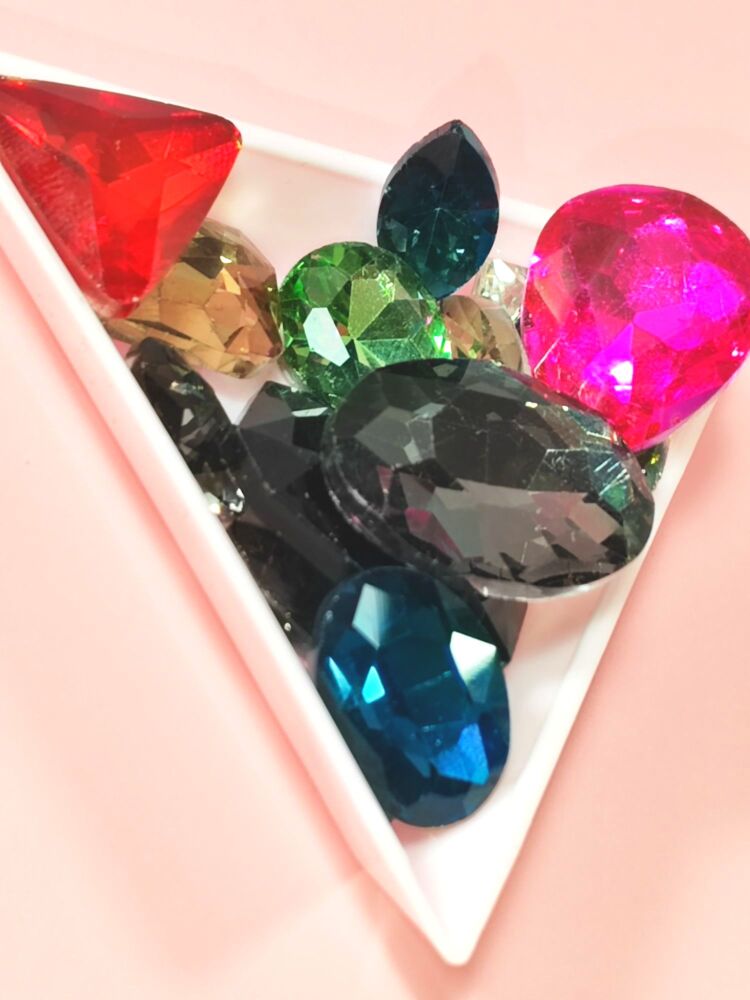 Pandora's treasure crystals