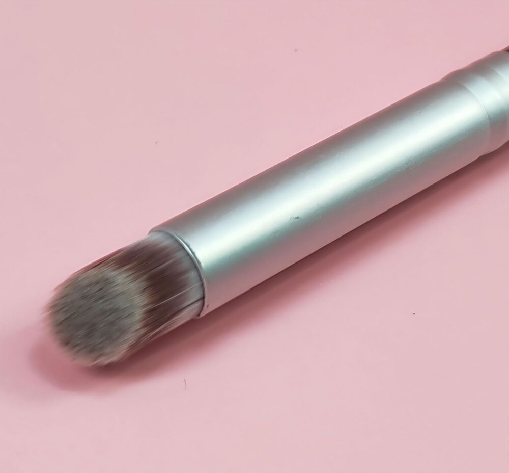Pigment ombre brush