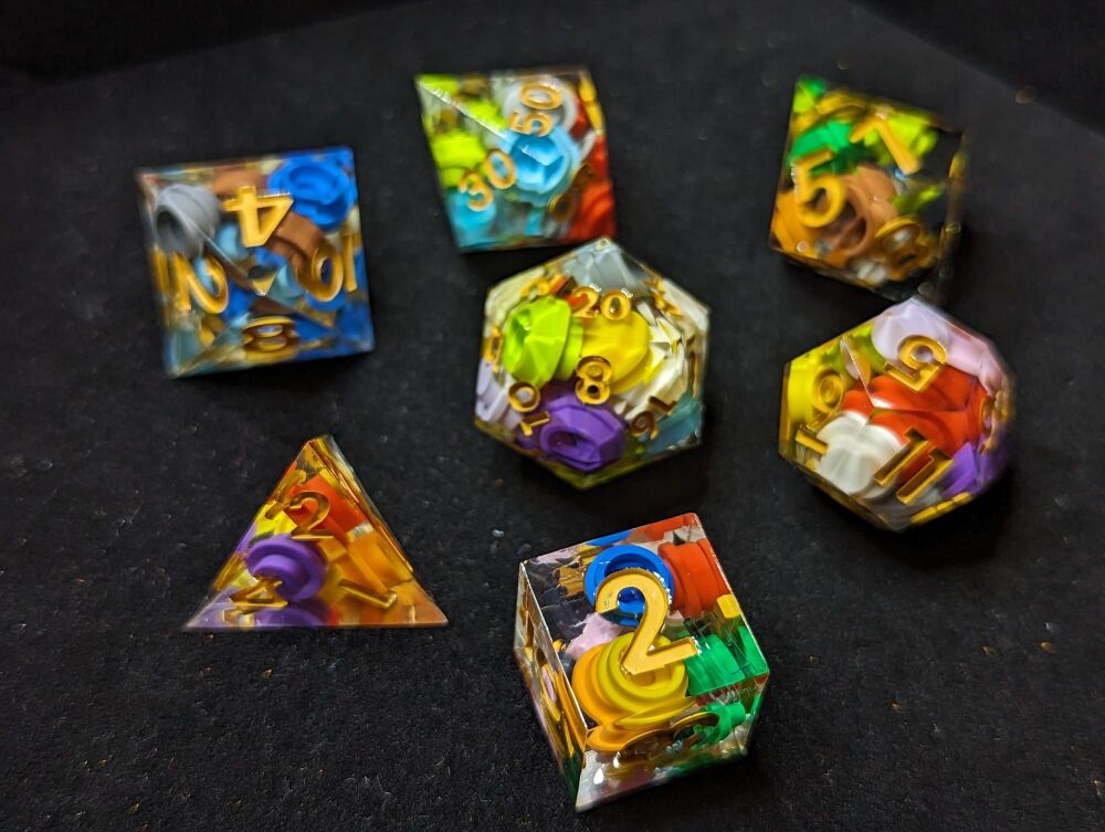 Dice - The Builder - Sharp Edge Resin