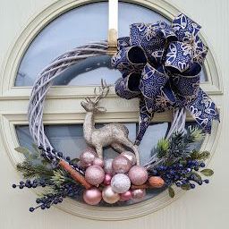 Handmade-Reindeer-Christmas-front-door-wreath