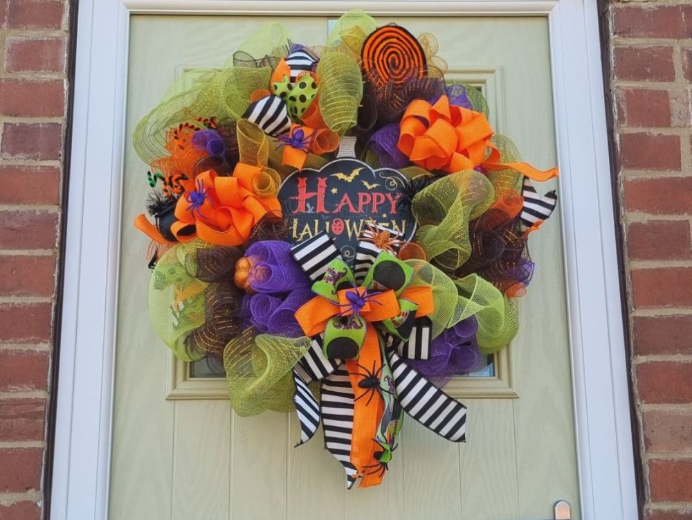 Halloween door deals wreath