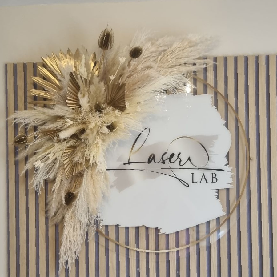 custom made salon pampas grass wall decoration, with salon business sign 