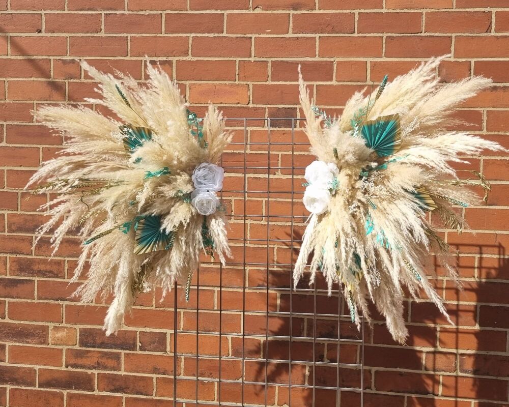 60cm Salon Pampas Wall Wings