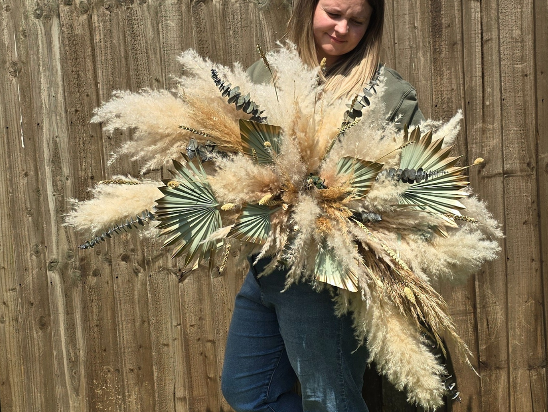 Green pampas wall art