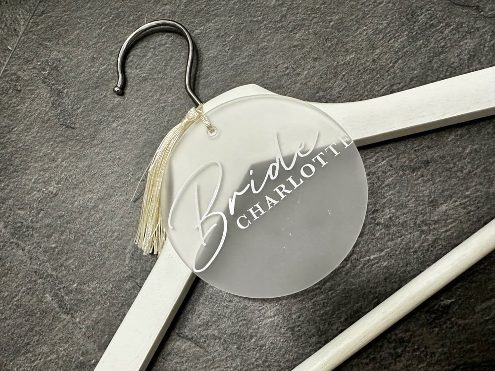 Luxury Wooden Hanger With Disc 