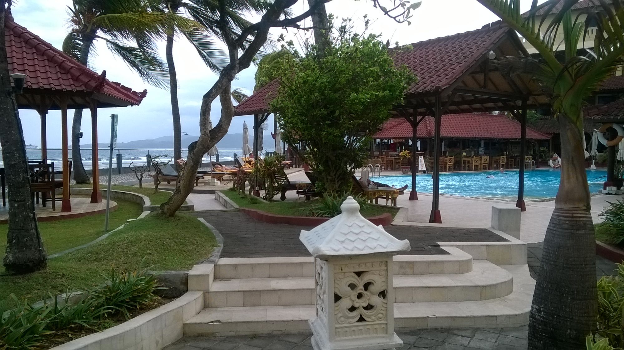 Garden Panorama