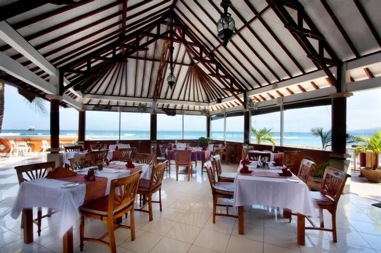 Bali Palms 103